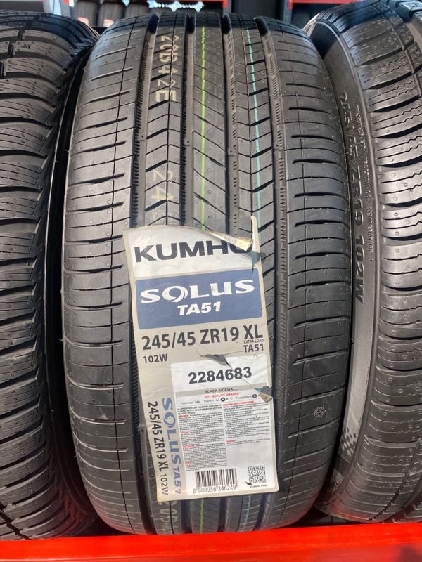Kumho TA51 245/45R19 Kumho TA51 245/45R19