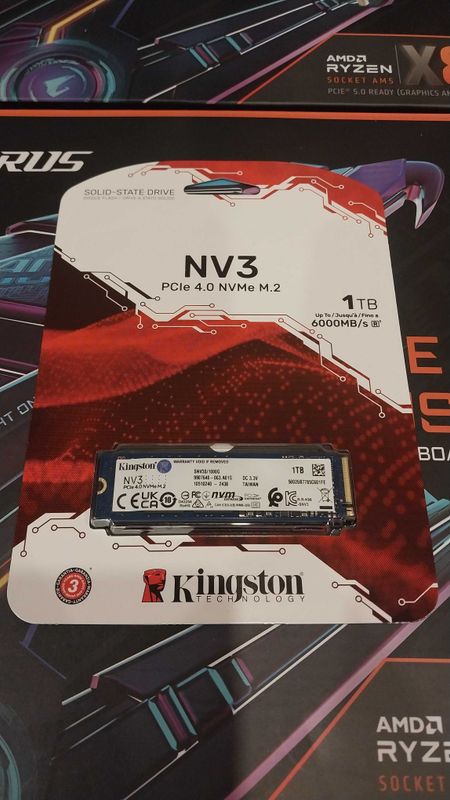 Новый SSD NVMe Kingston NV3 M.2 2280 1TB. Новый SSD NVMe Kingston NV3 M.2 2280 1TB.