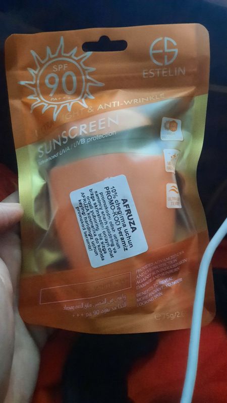 Estelin sunscreen quyoshdan saqlovchi spf 90+ Estelin sunscreen quyoshdan saqlovchi spf 90+