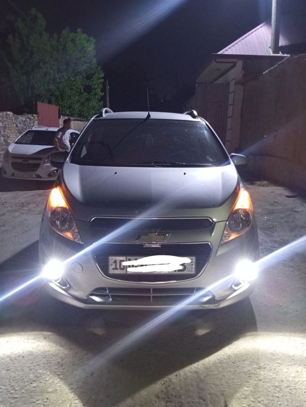 Продаётся Chevrolet spark euro-4 автомат 2012 года Продаётся Chevrolet spark euro-4 автомат 2012 года