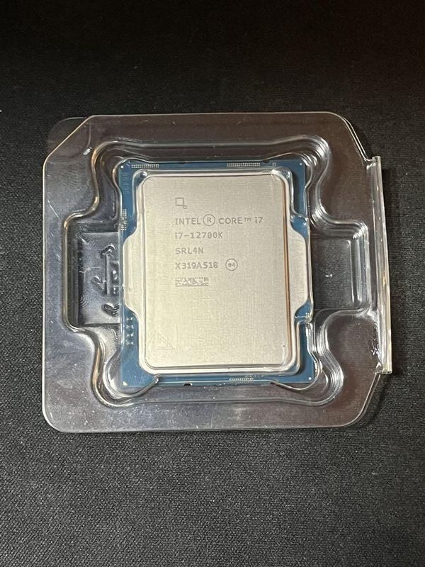 Intel Core i7-12700K (12-pokoleniya) LGA1700