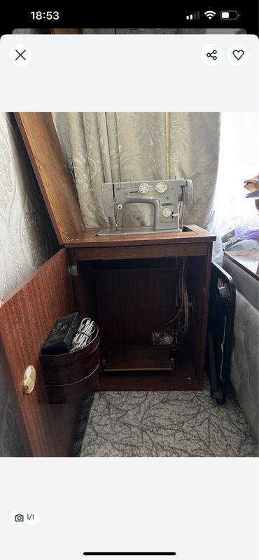 Продается срочно швейная машинка