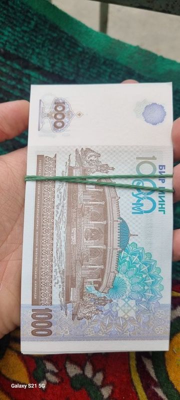1.000 so'mlik pullar 39 dona 1.000 so'mlik pullar 39 dona