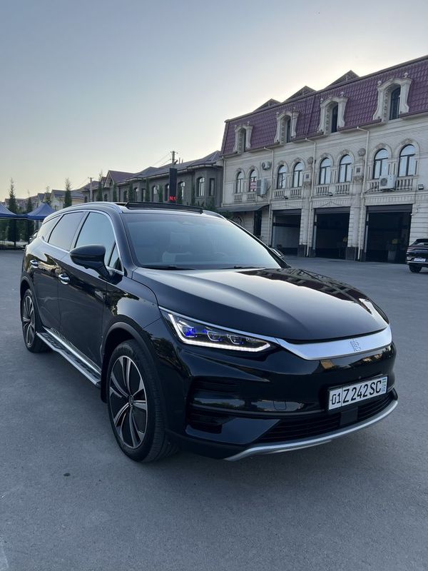 BYD TANG 2024 | 2 matorli elektro BYD TANG 2024 | 2 matorli elektro