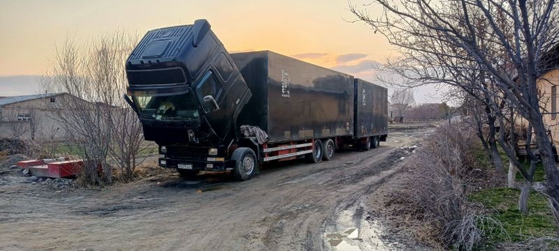 Вольво паравоз 1998 Вольво паравоз 1998