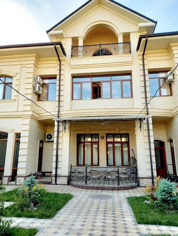 Юнусабад Регистан махалла 6 соток 10 комнат Юнусабад Регистан махалла 6 соток 10 комнат