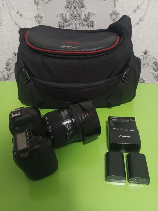 Продам свой Canon 6D со 2 поколением обьективом. Продам свой Canon 6D со 2 поколением обьективом.