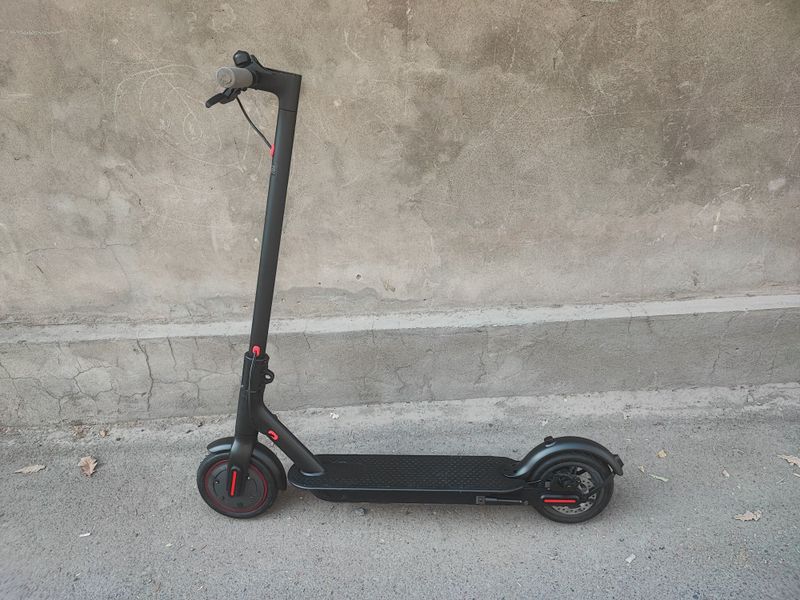 Электросамокат Xiaomi m 365 pro Электросамокат Xiaomi m 365 pro
