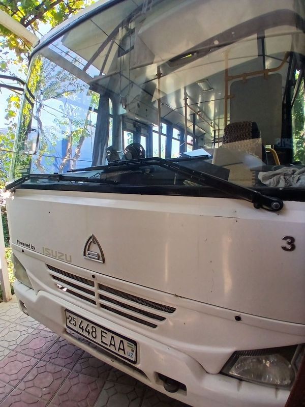 Isuzu 2013 yili Isuzu 2013 yili