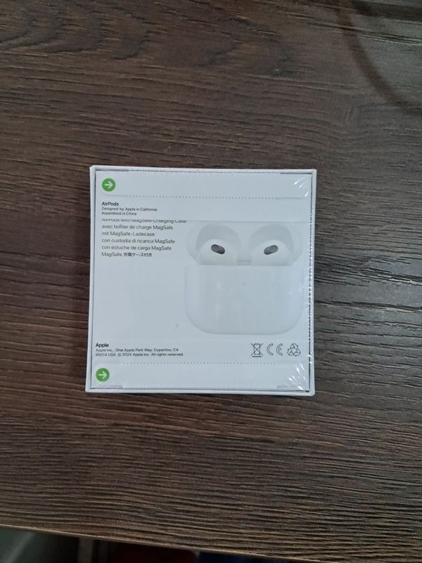 Airpods 3 Dubai versiya Airpods 3 Dubai versiya