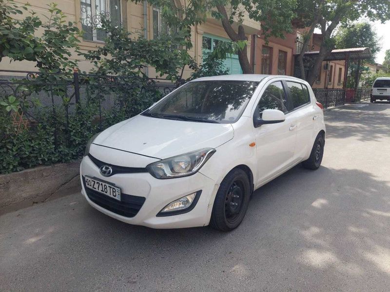 Продается hyundai i20 Продается hyundai i20