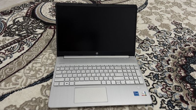 HP Laptop 15.6 i5 1135G7 HP Laptop 15.6 i5 1135G7