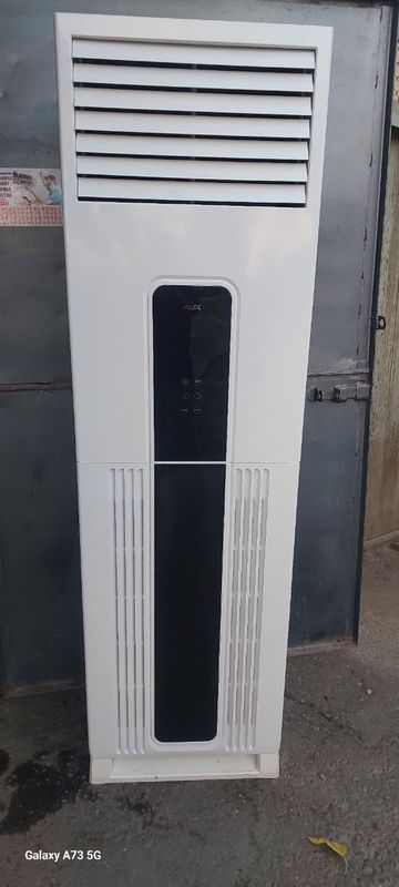 Срочно продам кондиционер AUX 60
