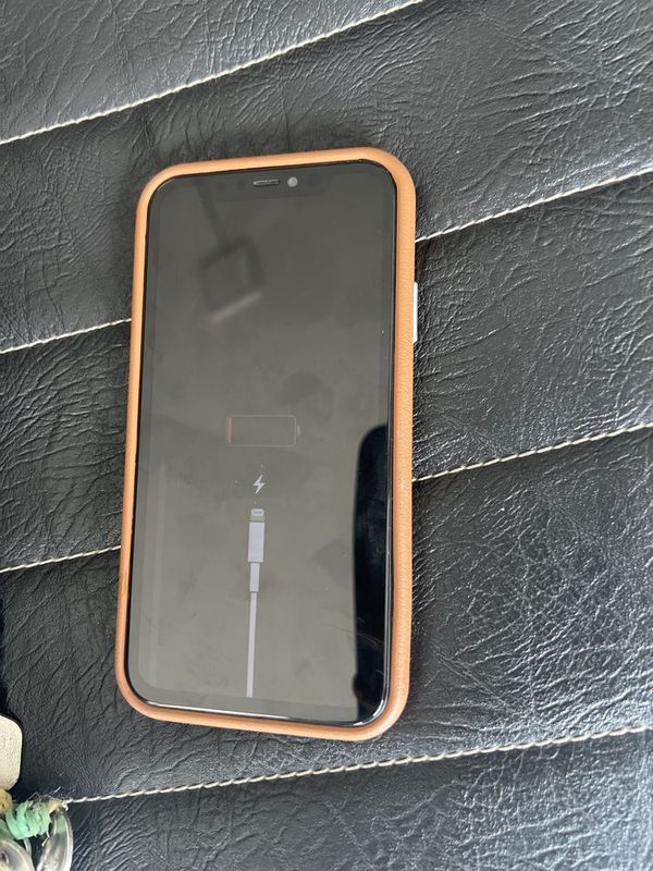 Iphone 11 plata bor Iphone 11 plata bor