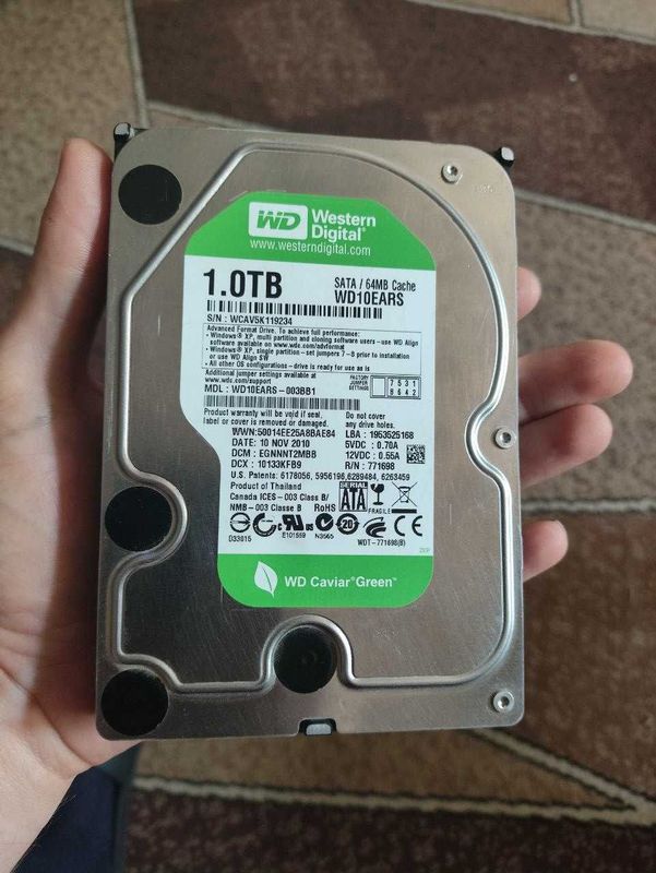 WD Green 1Tb (1000Gb) SATA Бэдов нет WD Green 1Tb (1000Gb) SATA Бэдов нет