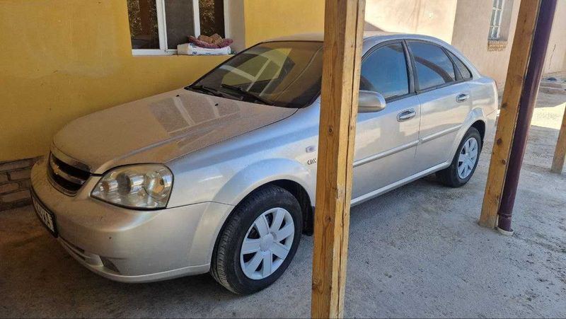 Lacetti 2.0 мотор Lacetti 2.0 мотор