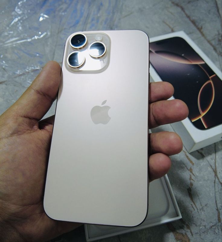 iPhone 16 Pro Max ideal 100%