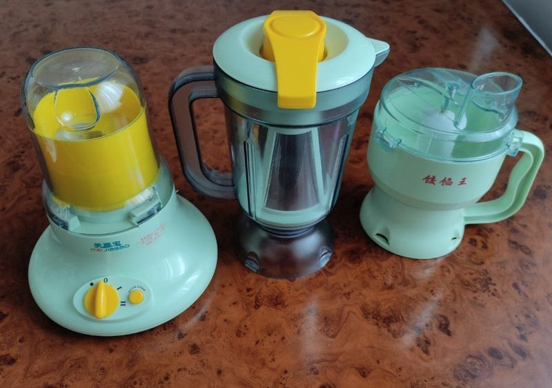 Продам миксер 3 в 1