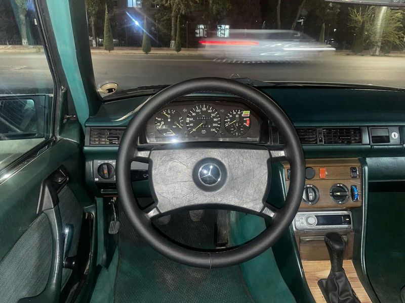 Сотилади Мерс 230 кузов 124 Сотилади Мерс 230 кузов 124