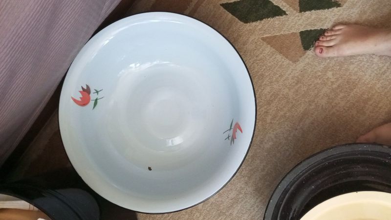 Таз эмаллированный