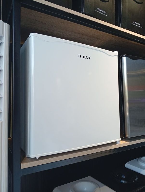 Mini holadilnik Aiwa 50 litr Mini holadilnik Aiwa 50 litr