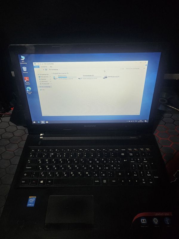Noutbook lenovo i3-4030U