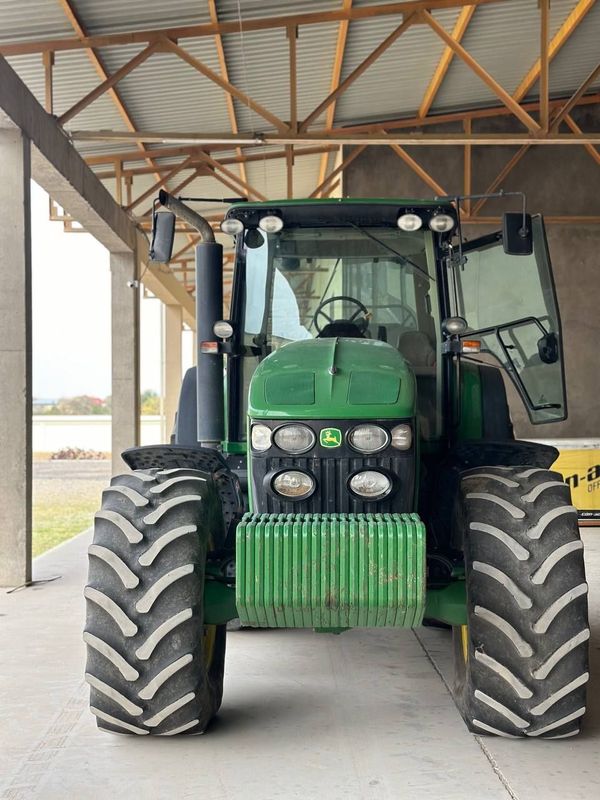 John Deree 7930 traktor John Deree 7930 traktor