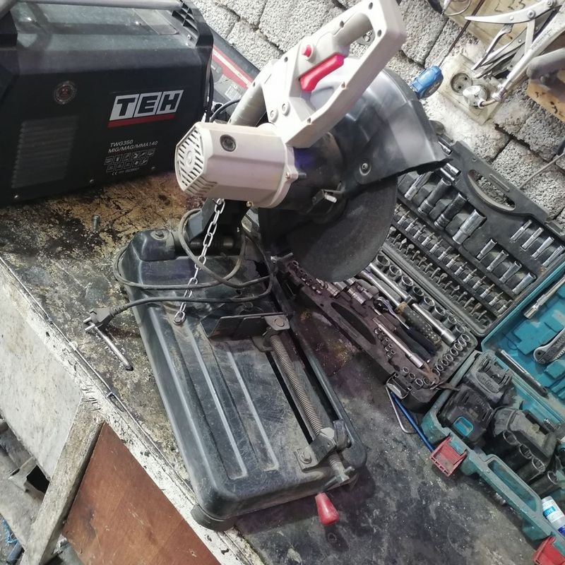Uragan atreznoy 220v