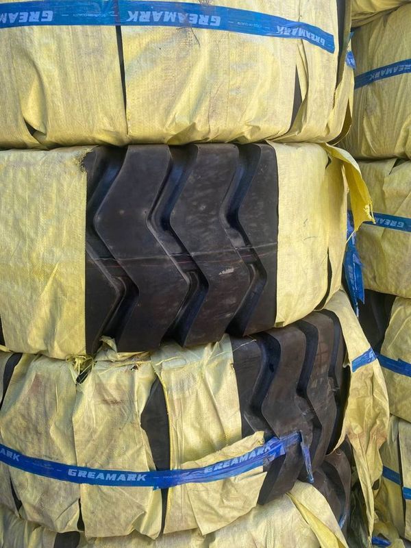Шина Погрузчика 23.5-25 E3/L3 PR24 GREAMARK (китай) Шина Погрузчика 23.5-25 E3/L3 PR24 GREAMARK (китай)