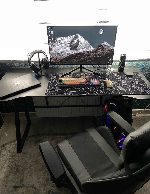 Игровой стол (Gaming Desk)