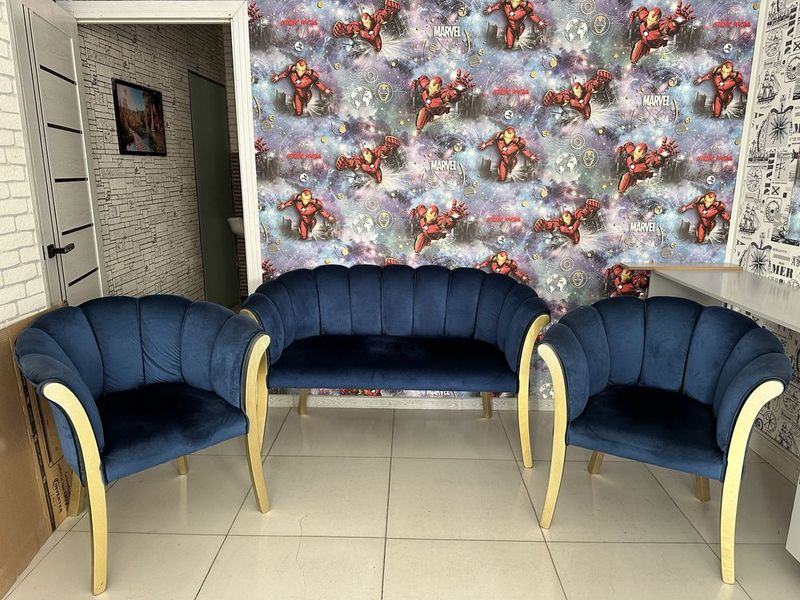 Продам комплект мягкой мебели