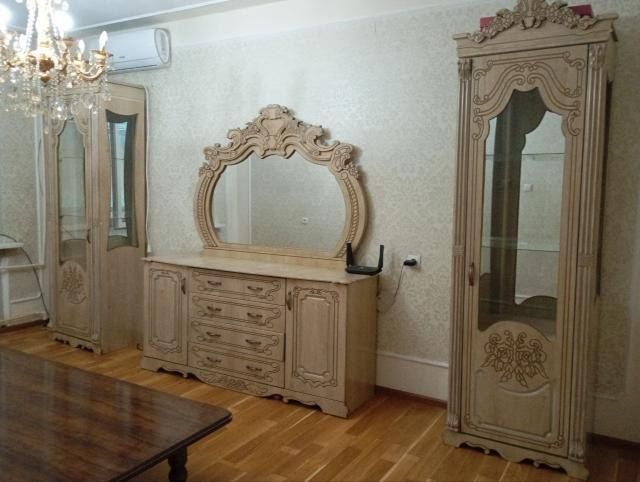 Продам пинал камод Продам пинал камод