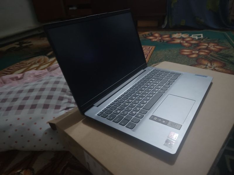 Продаю ноутбук Lenovo IdeaPad 3 / Ryzen 7 5700U / 8 ГБ ОЗУ / 1 ТБ HDD Продаю ноутбук Lenovo IdeaPad 3 / Ryzen 7 5700U / 8 ГБ ОЗУ / 1 ТБ HDD