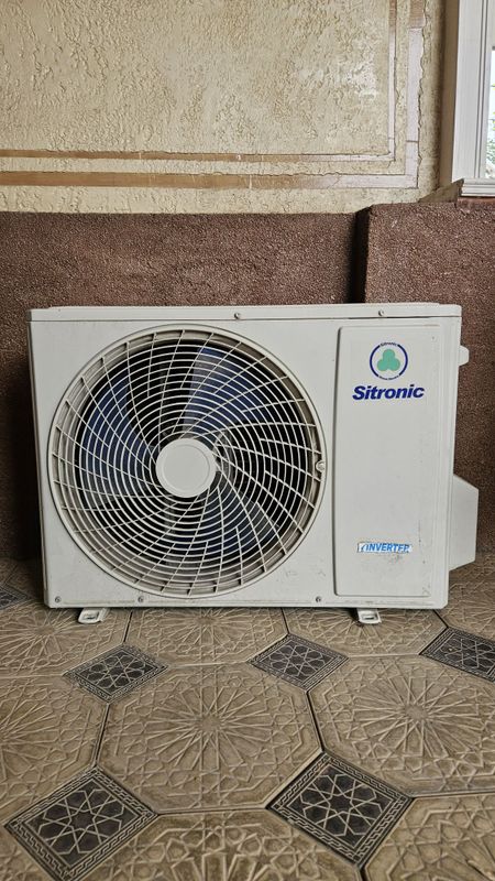 Kondesaner Sitronic 12 invertor sotiladi Kondesaner Sitronic 12 invertor sotiladi