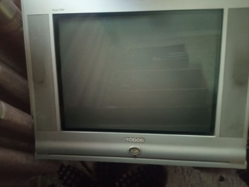 Продаю телевизор