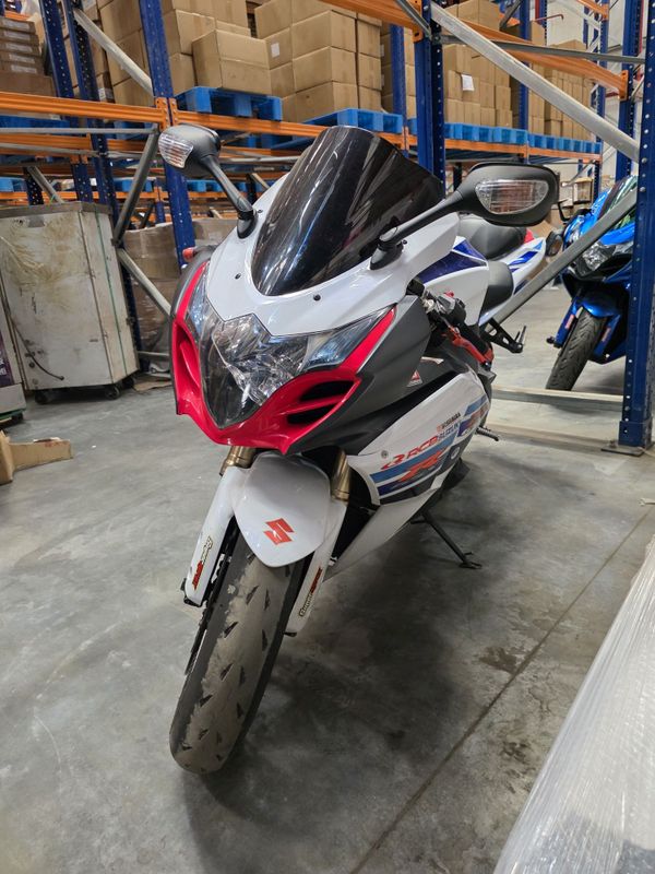 Suzuki GSX R1000 Suzuki GSX R1000