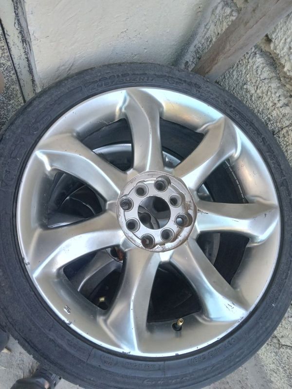 Infiniti diska balon r17 Infiniti diska balon r17