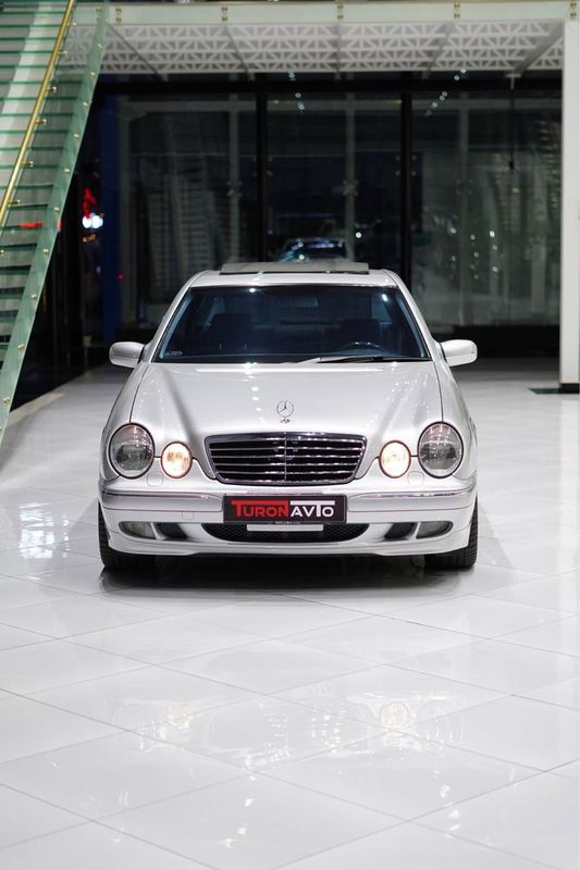 Mercedes Benz W210 E320 Mercedes Benz W210 E320