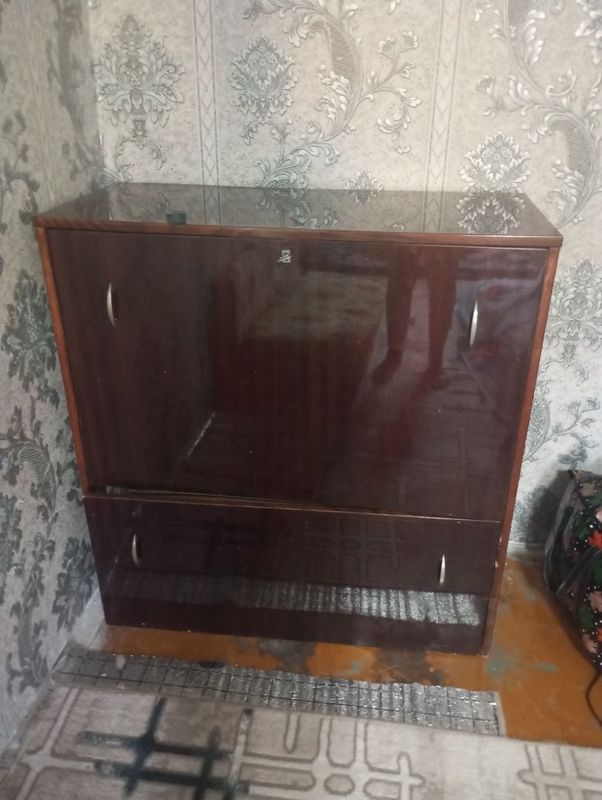 Шкаф диван егиштирилади