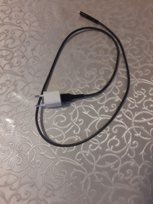 Iphon zaryadchik. Iphon zaryadchik.