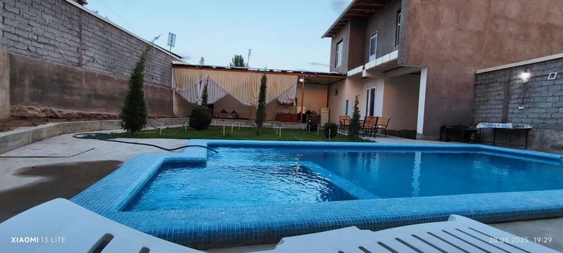 Oqtoshda ijaraga oilaviy dacha