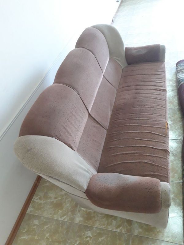 Mebel divanlar tez va arzon sotiladi Mebel divanlar tez va arzon sotiladi