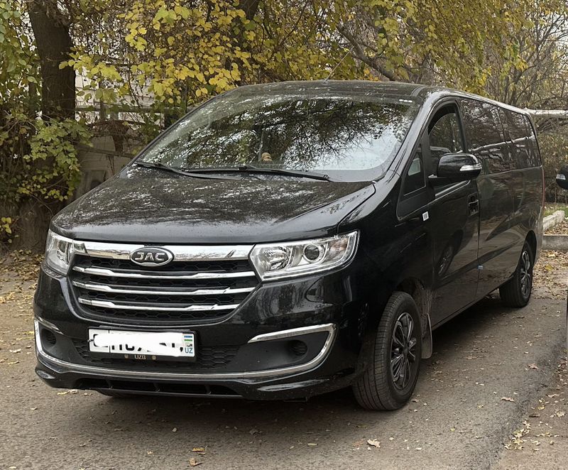 Срочно продаю JAC M3 Plus Срочно продаю JAC M3 Plus
