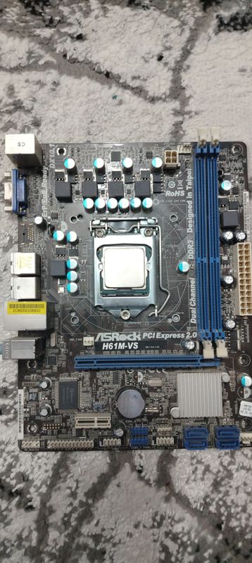 Материка H61m VS процессор XEON + ещё один процессор в подарок Материка H61m VS процессор XEON + ещё один процессор в подарок