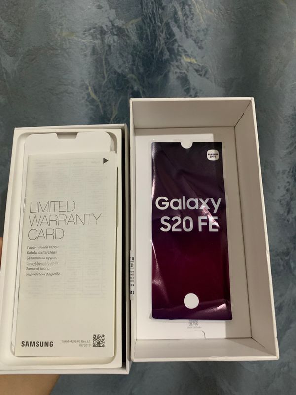 Samsung S20 Fe 128 gb telefon ideal holatda