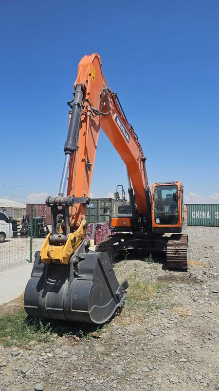 Гусеничный Экскаватор DEVELON DX 225 LC Год 2025 Гусеничный Экскаватор DEVELON DX 225 LC Год 2025