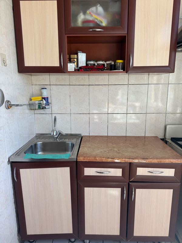 Oshxona mebeli tepa pasti Oshxona mebeli tepa pasti