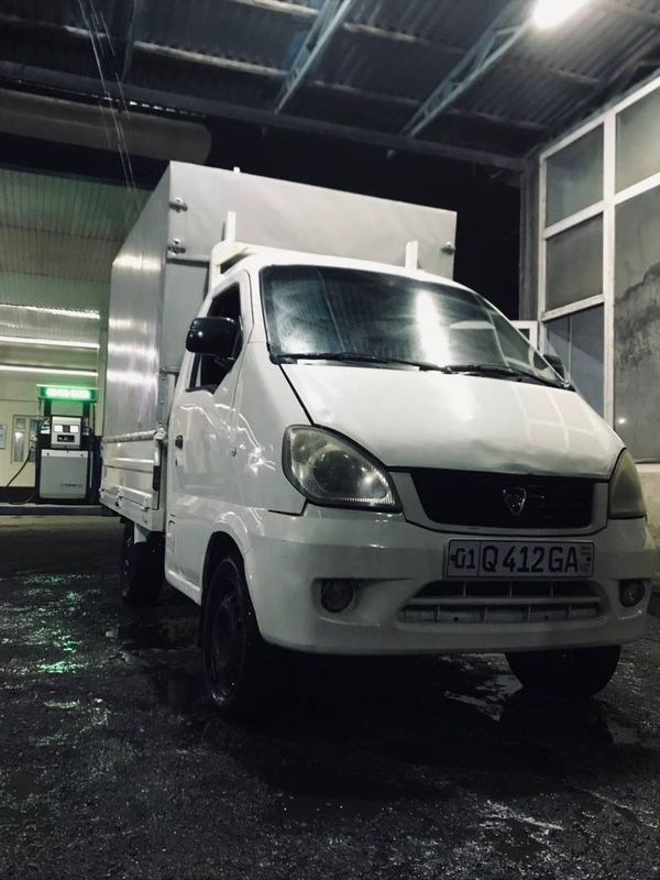 Changan hifi sotiladi yurib turgan moshina bir ikta ishi bor mayda