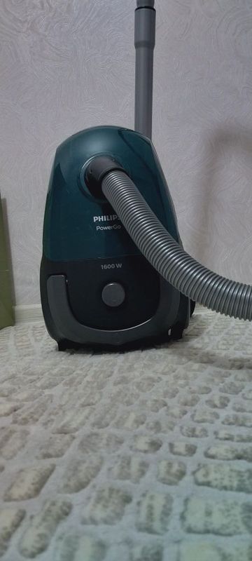 Пылесос Phillips power go, 1600 w