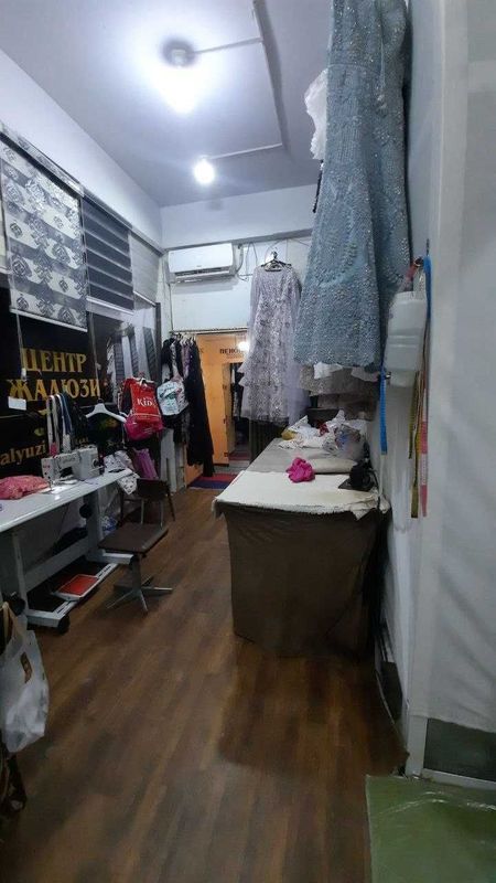 Магазин 14м2 Янгибозор цена 25000уе садоси бор Магазин 14м2 Янгибозор цена 25000уе садоси бор